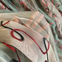 پرده حریر با والان های زرشکی و مشکی|پرده، رانر، رومیزی|تهران, اکباتان|دیوار