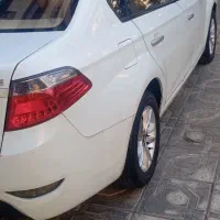 برلیانس ۳۳۰،مدل۹۵ اتومات