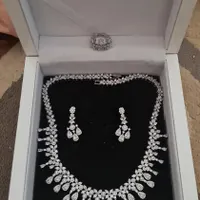 سرویس عروس کاملا نو