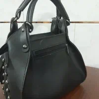 کیف|کیف، کفش، کمربند|زنجان, |دیوار