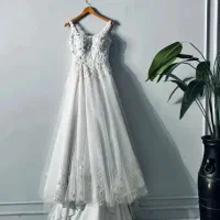 لباس عروس اروپایی دنباله دار