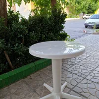 میز گرد پلاستیکی قطر۶۰ سانت|میز و صندلی غذاخوری|تهران, اتحاد|دیوار