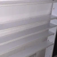 استند و قفسه مغازه ولوازم ارایشی و لاک ژل ام دی اف