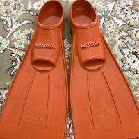 پای فین و کف دستی