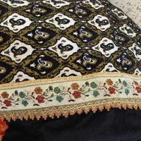 8عددرو بالشتی در حد نو بفروش می‌رسد