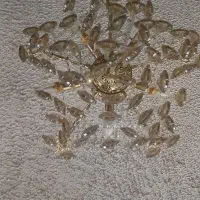 لوستر برنز|لوستر و چراغ آویز|اصفهان, فرودگاه شهید بهشتی|دیوار