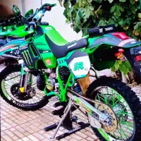 کاوازاکی کا دی ایکس|موتورسیکلت|پل سفید, |دیوار