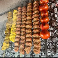 نیازمند همکار در کافه رستوران عمارت شمرون