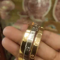 سه عدد دستبند کارتیر