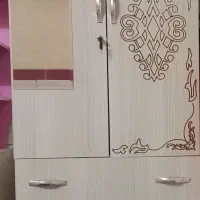 کمدلباسی وکمدبچه