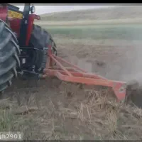 شخم زدن با تراکتور