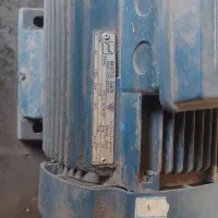 الکترو موتور نیم اسب ۳فاز موتوژن|ماشین‌آلات صنعتی|برخوار, |دیوار