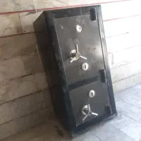 گاو صندوق دو طبقه