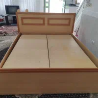 وسایل چوبی در حد نو|تخت و سرویس خواب|میانه, |دیوار