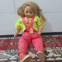 عروسک قدیمی وشناسنامه دار