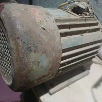 الکتروموتورمناسب دستگاه بلوکزنی و. معاوضه با لبتاب