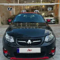 کوییک R  مشکی قرمز مدل۴۰۱