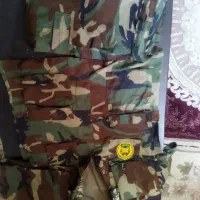 لباس چریکی یا جنگلی نظامی با لباس فصل.معاوضه دارن|لباس|رباط‌کریم, رباط‌کریم|دیوار