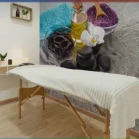 فروش مقداری وسایل سالن ماساژ درمانی
