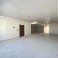 آپارتمان 126متر/سازه فلزی/بر خیابان اصلی