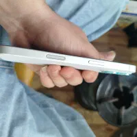 ایفون ۱۶ نرمال سفید|موبایل|قم, شهرک توانیر|دیوار