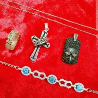 دستبند مینیمال الماس زنجیر و پلاک گوشواره گردنبند|جواهرات|مشکیندشت, |دیوار