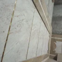 کاشی کاری و موزائیک کاری انجام میشود