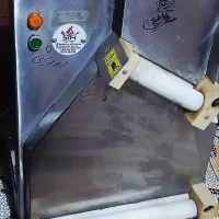 دستگاه خمیر پهن کن گرد پیتزایی