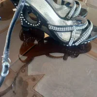 صندل مشکی نگین دار دخترانه|کیف، کفش، کمربند|کرج, حصارک بالا|دیوار