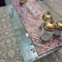 میز شیشه‌ای