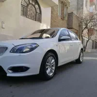 برلیانس ۳۲۰ درحد سالم