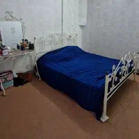 تخت دونفره فلزی فرفورژه با آینه و کنسول