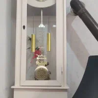 ساعت ایستاده کاملاً سالم