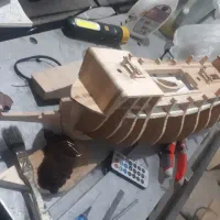 فروش مصنوعات چوبی و فلزی کوچک و زیبا