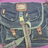 کیف دوشی لی