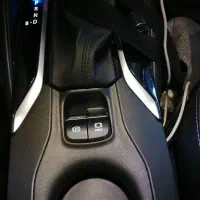 تویوتا کرولا ۱۸۰۰ هیبرید|خودرو سواری و وانت|رشت, آزادگان|دیوار