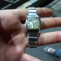 سکو ۵ اصلی ژاپن|ساعت|رباط‌کریم, رباط‌کریم|دیوار