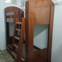 تخت دو طبقه چوبی