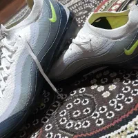 کفش فوتبال (استوک)|کیف، کفش، کمربند|رشت, انصاری|دیوار