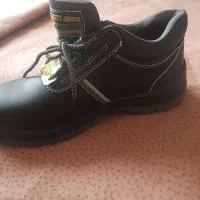 کفش ایمنی آلمانی سایز ۴۳|کیف، کفش، کمربند|زرندیه, |دیوار