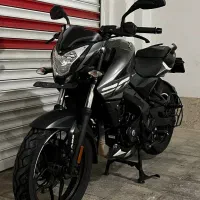 موتور ns 200 ABS مدل 1402 درحد خشک فول