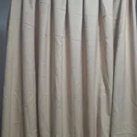 دو عدد پرده کرمی