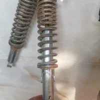 یک جفت کمکه عقب
