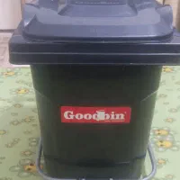 سطل زباله پدالی