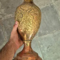 گلدان برنجی قدیمی