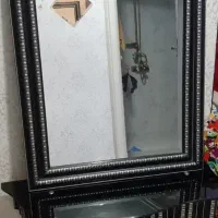 اینه به همراه کنسول