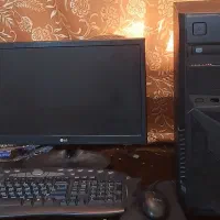 کامپیوتر تمیز با لوازم جانبی