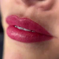 شیدینگ لب و میکروبلیدینگ ق*ی*م*ت استثنایی|خدمات آرایشگری و زیبایی|بندرعباس, |دیوار