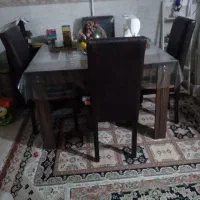 میز غذاخوری
