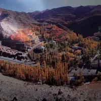 فروش-یک-قطعه-زمین-300-متری-و-یک-واحد-مسکونی-دیزین